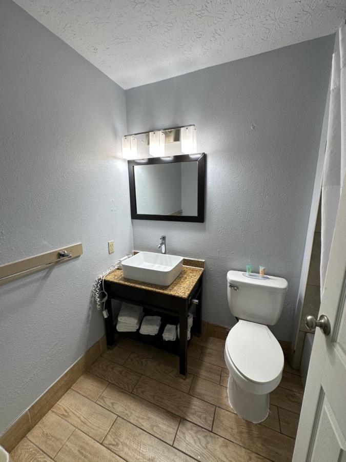 I65 Studio Suites Scottsburg Dış mekan fotoğraf