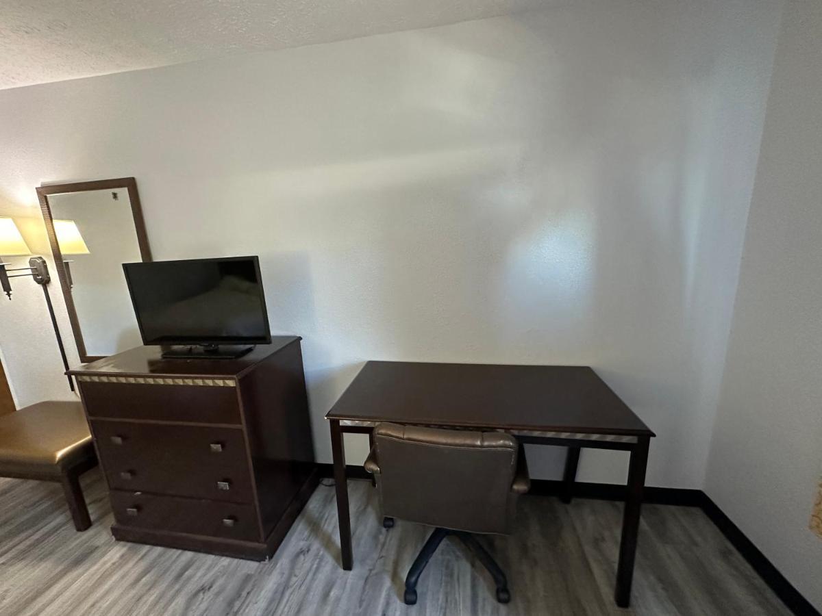 I65 Studio Suites Scottsburg Dış mekan fotoğraf